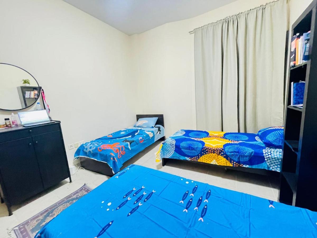 Dubai Hostel Luaran gambar