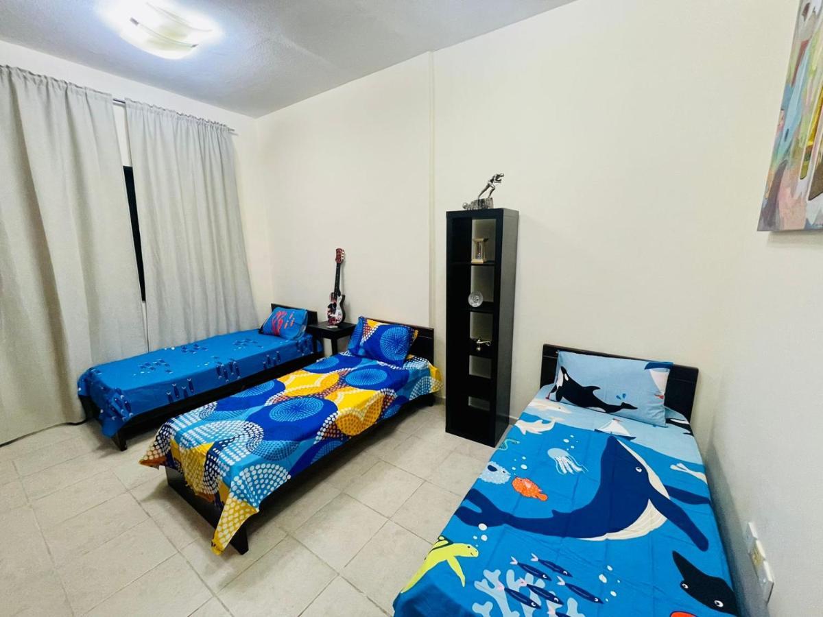 Dubai Hostel Luaran gambar